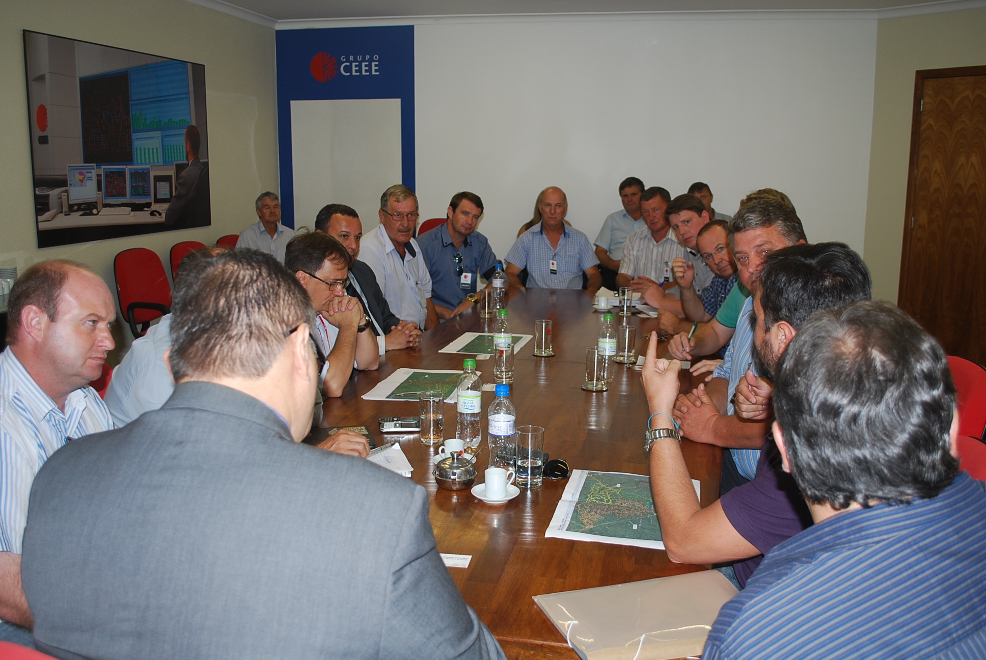 Audiência Pública para tratar da questão da Energia Elétrica, realizada na sede da CEEE em Porto Alegre/RS.