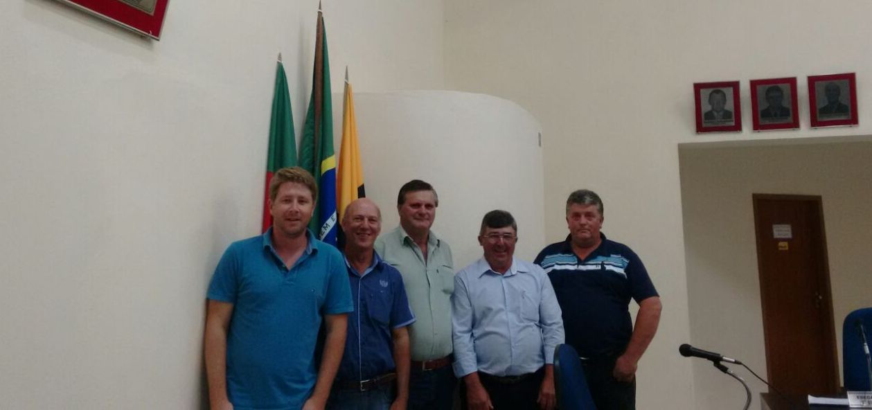 Mesa Diretora realizou ato de Posse do Sr. Vilson Pieper no cargo de Vereador