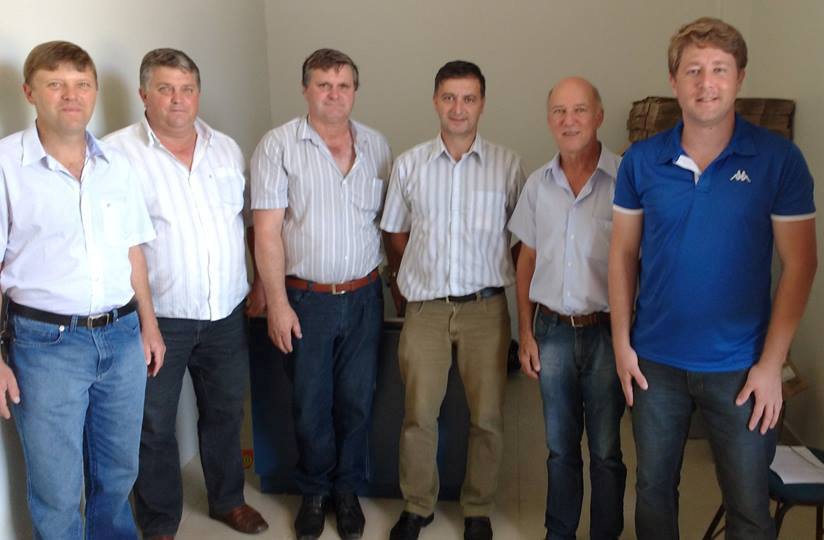 Vereadores protocolam pedido de providências no Procon quanto à prestação dos serviços pela Operadora Tim no município de Arroio do Padre