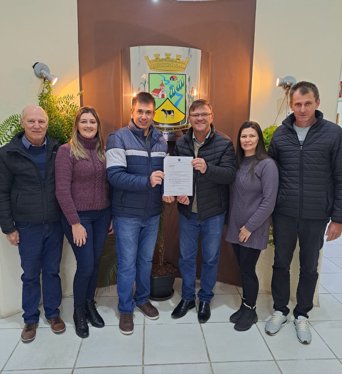 SENADOR HEINZE DESTINA R$ 300 MIL PARA PAVIMENTAÇÃO RURAL EM ARROIO DO PADRE