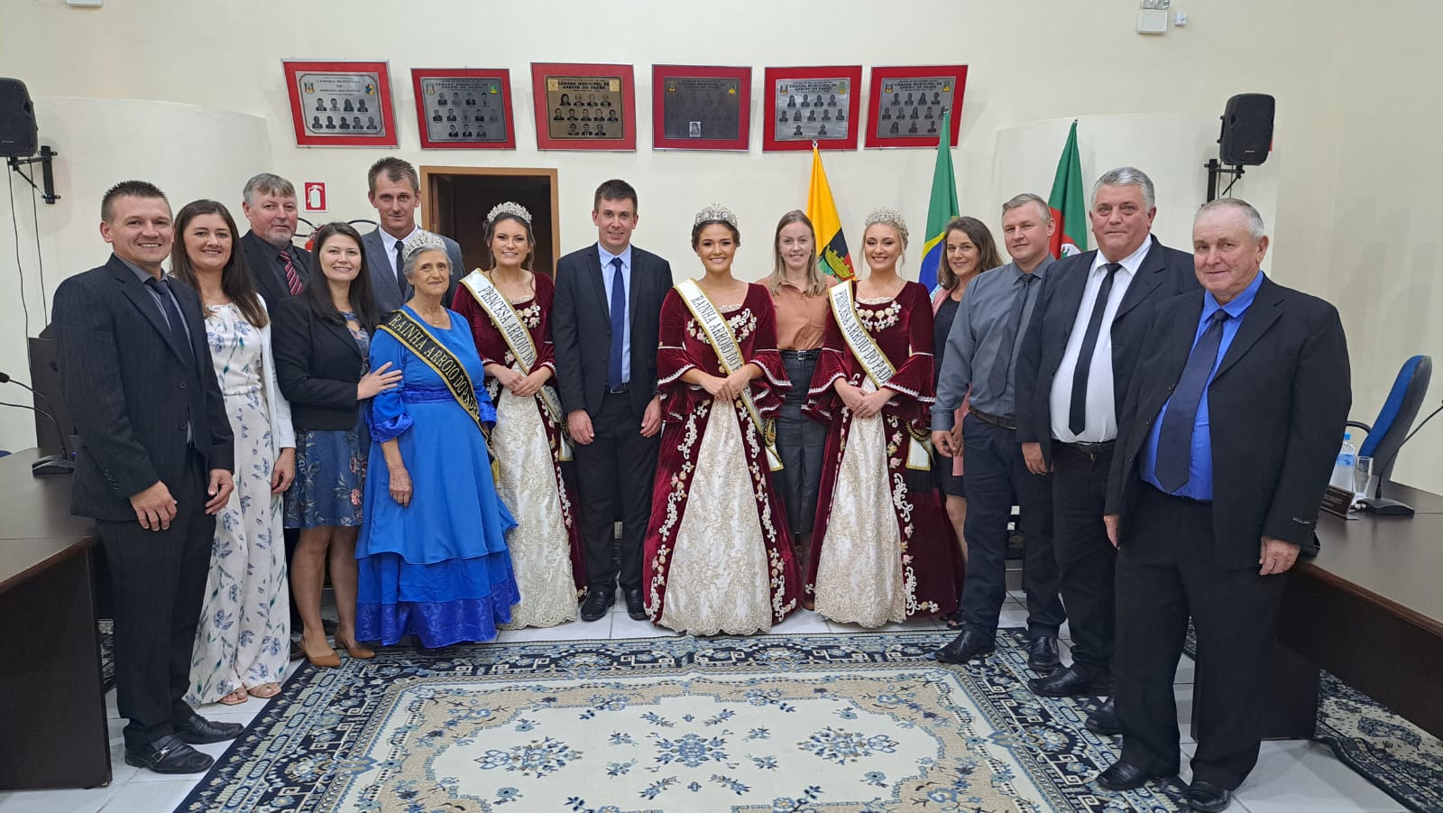 Sessão Solene - Comemoração a festa Municipal